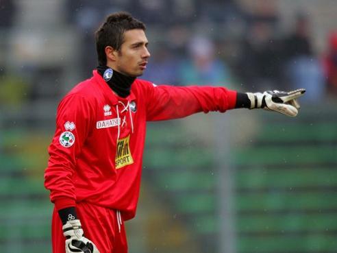 西甲榜首之争白热化