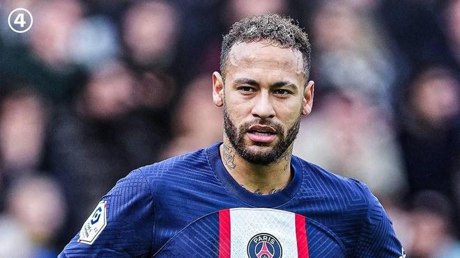 约基奇生涯3次100%命中率砍25+，历史上仅张伯伦更多