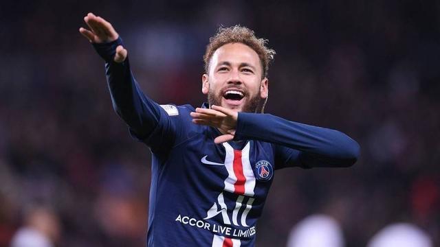 瑞士4-1瑞典距离世界杯仅差一分，扎卡点射，恩多耶传射