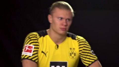 杨晨对话施拉普纳：中国球员不该只为钱踢球，留洋从乙级开始